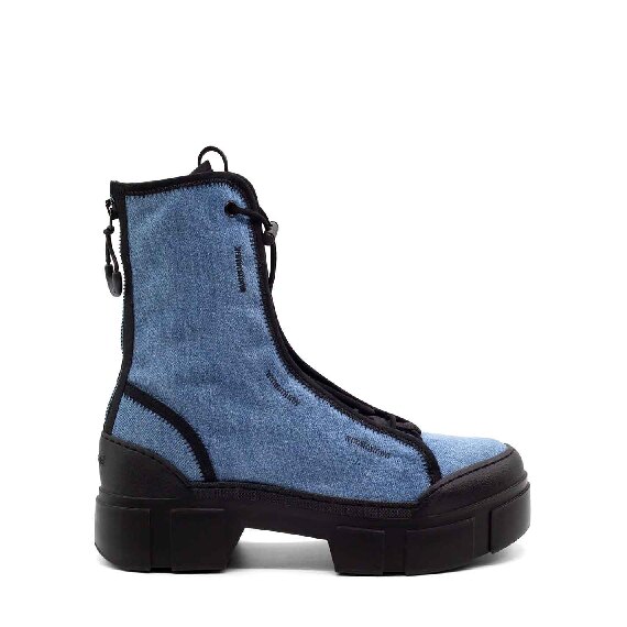 Roccia combat boots in washed light blue denim